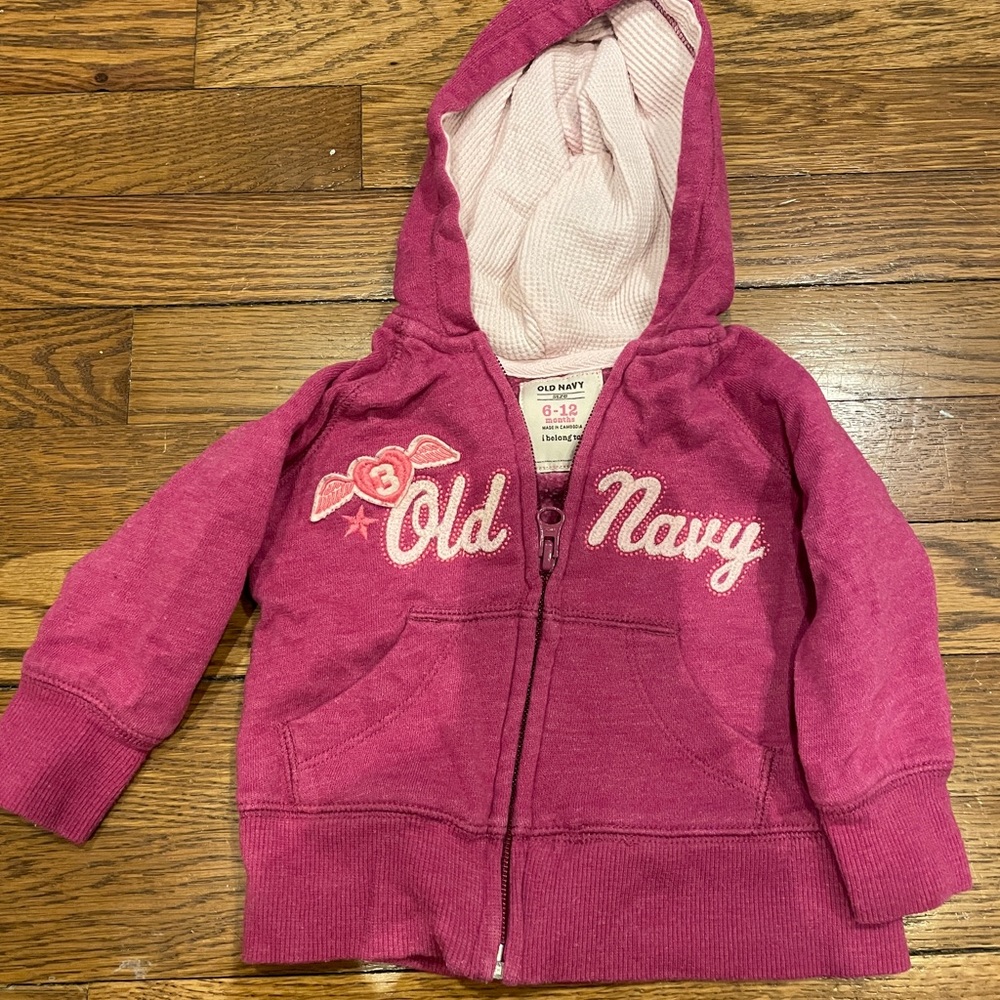 Old Navy zip up sweatshirt, size 6-12 M